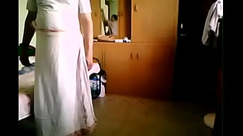 Preview 1 of Wwww Sex - desi aunty (13)