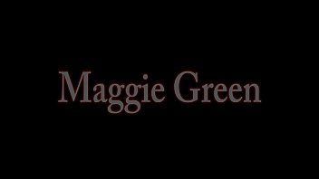 Preview 1 of Ashuria Ray Xxx Hd - All Natural Maggie Green Cums Outside!