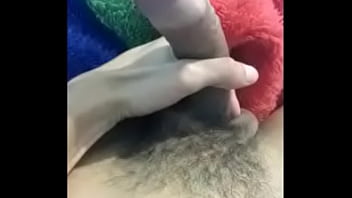 Preview 3 of Thai Pattayy - Jean novinho gatinho gozando