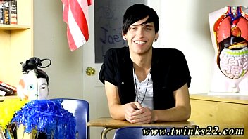 Preview 3 of Wife Fathia - Photo arab gay porn Poor Jae Landen says he&#039_s never had a fine bday