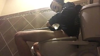 Preview 1 of Actoras Porno - Emo X Furry