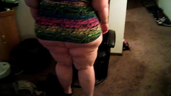 Preview 1 of Clips Tranny Vanessa - Cumpig Penny Showing off her Assests