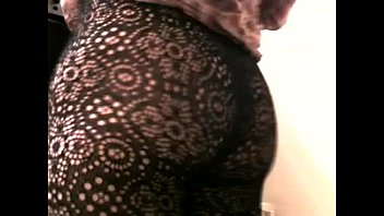 Preview 1 of Leonie Saint Lilly Lewinsky - my jiggling fat ass wiggling to music