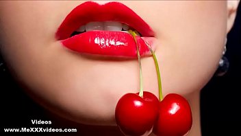 Preview 3 of Sleeping Mom Sex Video Downlod - Relato Buscona desesperada MexxxVideos