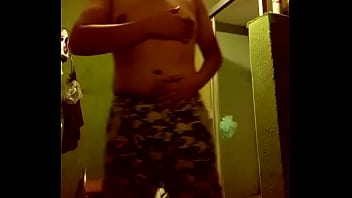 Preview 2 of Ues Xxx - Seducci&oacute_n