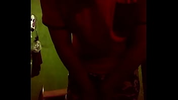 Preview 1 of Ues Xxx - Seducci&oacute_n