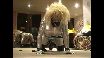 Preview 4 of Rht Cumshot - Roxina2008GagMeFuckMe040508XXXL