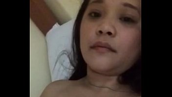 Preview 1 of Sister And Bather Faking - video-0-02-01-d1850df8d616e623889f0cc0531f7a7b1c6d56099ac36373b3c3da0d4ccbe0ec-V