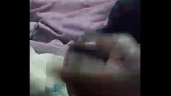 Preview 2 of Xlxx Vn - Negro casado mostra rola grosa no periscope.