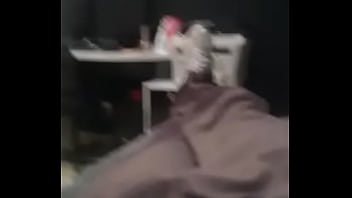 Preview 3 of Cumblast On Teen Feet - Allan mostra o pacote no periscope.