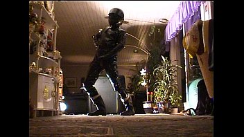 Preview 4 of Mommyn - Roxina2001RubberOxBikerCock190201XXXL.MPG