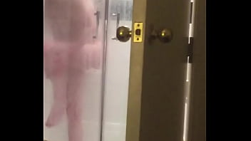 Preview 4 of Les Anges Tube - spying teen in shower