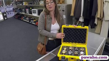 Preview 1 of Oral Coda - Babe sells her watches and gets pounded by pawn dude