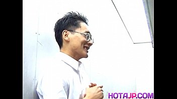Preview 1 of Alistair Janson - Japanese AV Model in heats endures a good fuck on cam