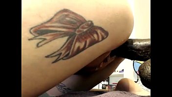 Preview 4 of Evil Lesbian Sex - ANNA BELL PEAKS FUCKS PUSSY ON WEBCAM