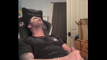 Preview 3 of Real Sex Couple - oh fuck I&#039_m gonna cum #cumblaster #gaysexy #cum