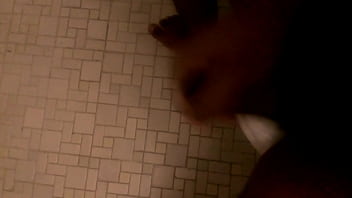 Preview 1 of Surinamers Neuken Wild - just beating my meat