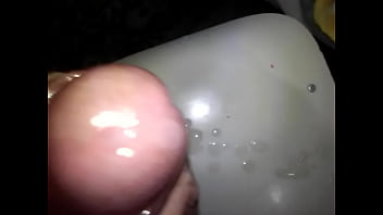 Preview 4 of Busty In Cam - punheta com muito tes&atilde_o