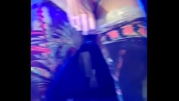 Preview 4 of Mif Sex Cumsfisting - Cavala mostrando a xoxota no show de funk