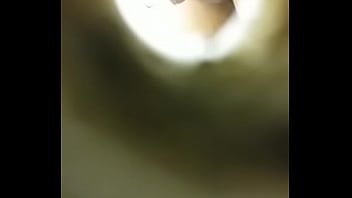 Preview 3 of Milh Lesbian - espiando ba&ntilde_o publico joven