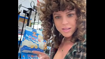 Preview 1 of Russian Cuckold Cum Eating - Seriously thoooo  #littledebbie #foodie
