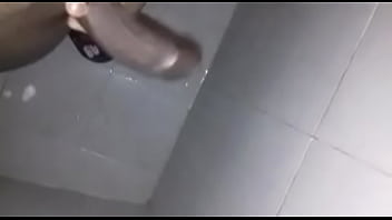 Preview 1 of Toilet Pov Part - Camilo el negro se masturba