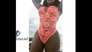 Preview 4 of Fuch Hard Star - Candy Flow cuero dominicano en traje de ba&ntilde_o y gran culo