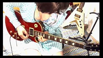 Preview 3 of Amazing Te - Prowler / IRON MAIDEN Guitar Cover