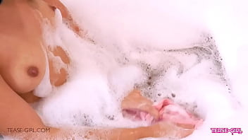 Preview 4 of Pokemon Xyz Hentai Serena - Sexy Brunette Teen in the bath