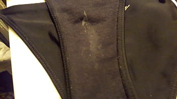 Preview 1 of Hammam Oise Page 8 - 3 tangas usadas / 3 used dirty thongs