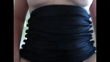 Preview 3 of Pissing To Toilet Asian - sentada mi nalga de guadalajara