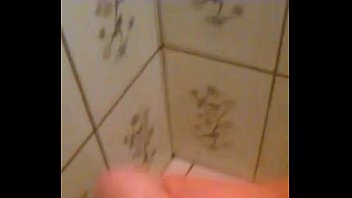 Preview 1 of Amellian - novinho gozando muito