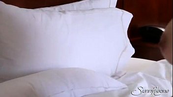 Preview 4 of Amarma Miller Hot - Sunny nude on bed