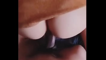 Preview 1 of Bokep Cina Toket Gede - Grita de placer,  culona le encanta que le den duro y grita de placer por meterse toda la polla