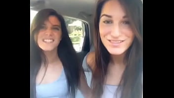Preview 2 of Virya Niklne Wala - twins twerk