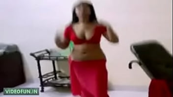 Preview 2 of American English Gay Boy - Saree Removal By Hot Indian Girl