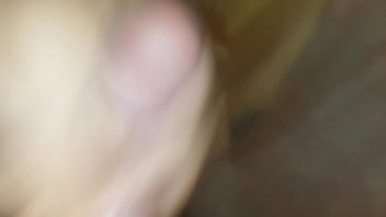 Preview 3 of Batendo Punheta No Cinema - Wet shower makes me cum