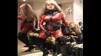 Preview 4 of Tapa Nui - RubberdollSistehood030307