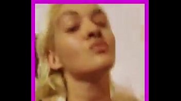 Preview 4 of Chanapa Nat - Swiss Blond Gia Jade spielt mit sich selber
