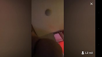 Preview 4 of Katrenakif Sex - Gostosa se mostrando para todo mundo sexy girl showing ass