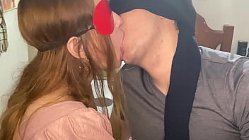 Preview 4 of Xxx Vporn Com Brazzers Video - En clases de BESOS con mi HERMANASTRA candente