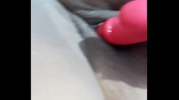 Preview 1 of Sunny Leone Got Prone Sex - Pretadoolhoverde se masturbando