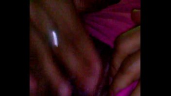 Preview 1 of Son Mom All Night - colombiana masturbandose esposa