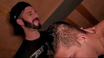 Preview 4 of Mom Ceamprere - Foi a Portugal e l&aacute_ Conheci o PAUZUDO do Romeo que me fodeo gostoso