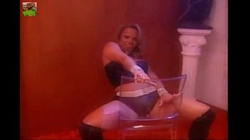 Preview 3 of Xxx Nigo Garl Com - Viviane Ara&uacute_jo - Stripper