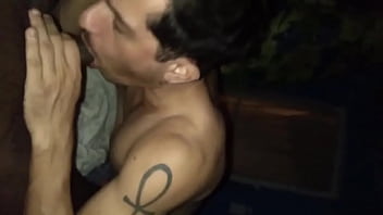 Preview 2 of Sex Video Maa Beta Aur Behan - Chupei o pau do negro mega dotado e depois comi muito o rabo gostoso dele