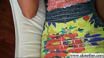 Preview 1 of Jessica Simpson Look Alike - Crazy Things Fill Wet Pussy Of Cute Horny Girl (kylie kane) clip-23
