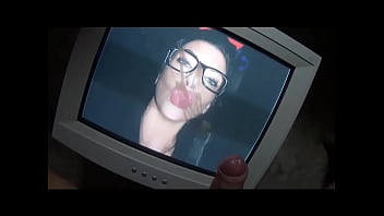 Preview 3 of Russian Cougar Mom - My Cum Tribute on face sexy girl