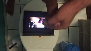 Preview 3 of Reallifecam Leora Masturbates - Tribute Terericanorte 06 07 2016.MOV