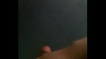 Preview 2 of Zayn Malik Hot Gay Sex - Tomando un ba&ntilde_o